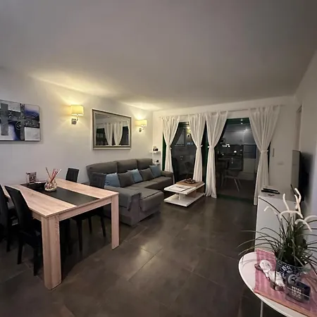 Paradise Club L28 & L29 Apartamento *
